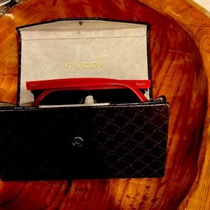 Gucci red wafer glasses